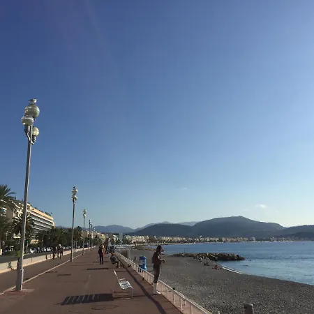 Palais Elisabeth Promenade Des Ницца