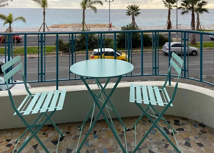 Palais Elisabeth Promenade Des