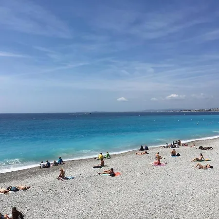 Palais Elisabeth Promenade Des *